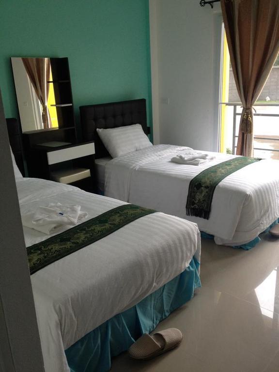 Greenfield Residence Prachinburi Quarto foto